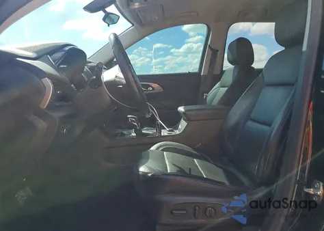 2021 Chevrolet Traverse Lt from USA, damaged, VIN 1GNERHKW9MJ197382